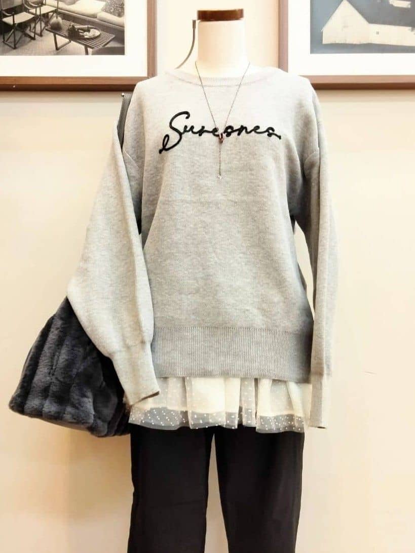 うっちーさんの「SHOO･LA･RUE｜裾フリルレイヤードトップス」を使ったコーディネート