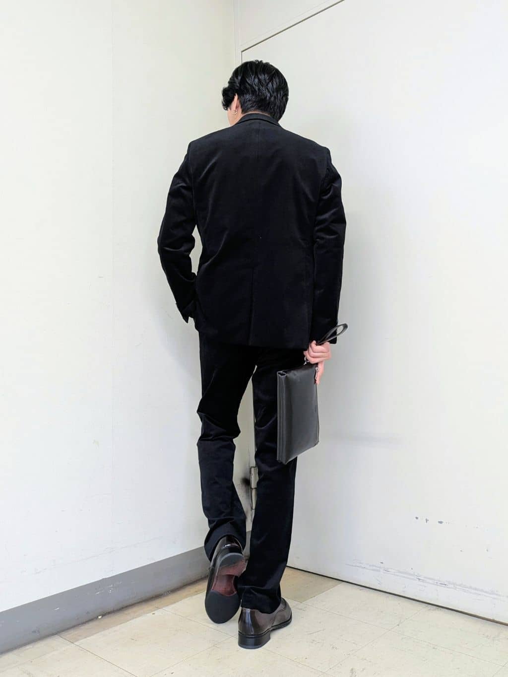 ryoさんの「TAKEO KIKUCHI｜アンチピリング ジップアップ ニット」を使ったコーディネート