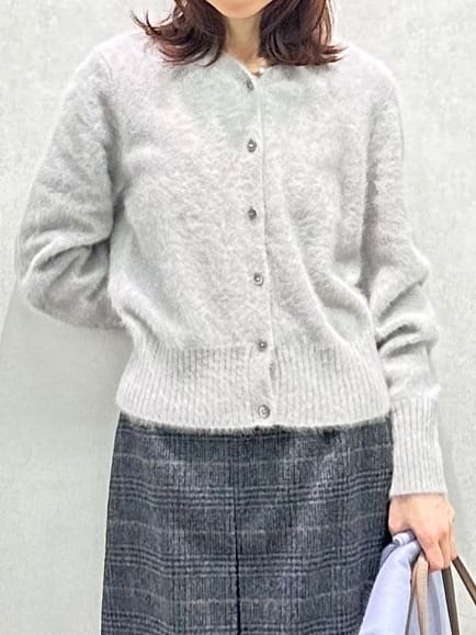 Miwaさんの「UNTITLED｜【ふわふわニット/前後2WAY】フォックスカシミヤカーディガン」を使ったコーディネート