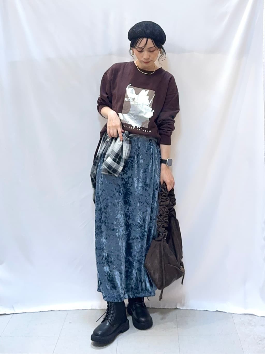 𝐇𝐢𝐫𝐨𝐦𝐢さんの「SHOO･LA･RUE｜グラフィックアソート裏毛スウェット」を使ったコーディネート