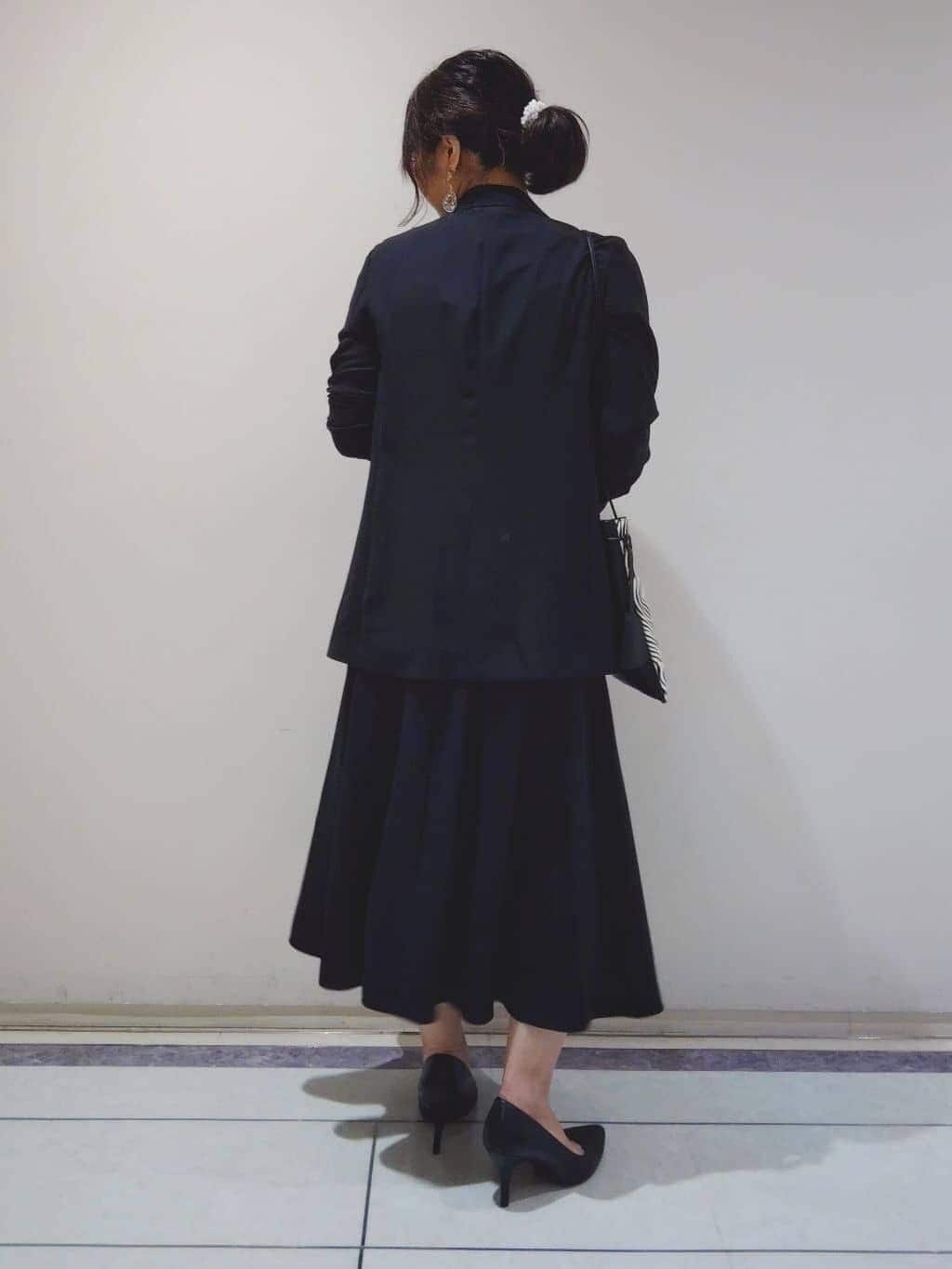 TOMOMIさんの「INDIVI｜【軽く羽織れる！】ダブルジャケット」を使ったコーディネート