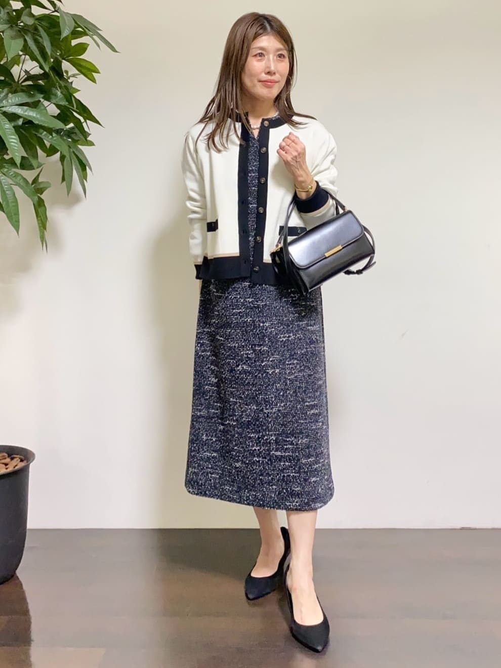 tomoさんの「UNTITLED｜【洗える/ストレッチ】ツイードジャージワンピース」を使ったコーディネート