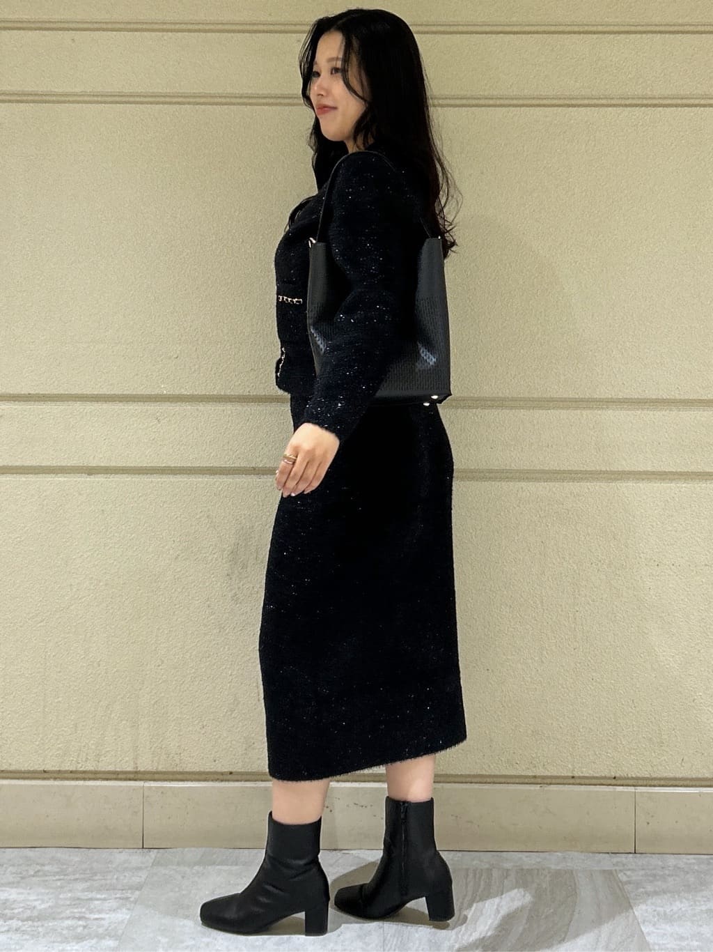 Momokaさんの「COUP DE CHANCE｜【手洗い可】フェザーモールニットスカート」を使ったコーディネート