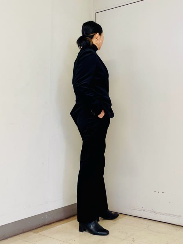 iwさんの「TAKEO KIKUCHI｜【Sサイズ～】ストレッチコーデュロイ ジャケット」を使ったコーディネート