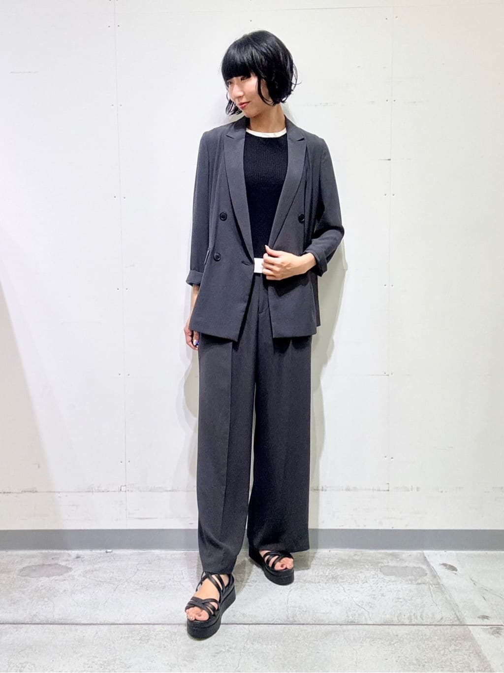 naoさんの「INDIVI｜【軽く羽織れる！】ダブルジャケット」を使ったコーディネート