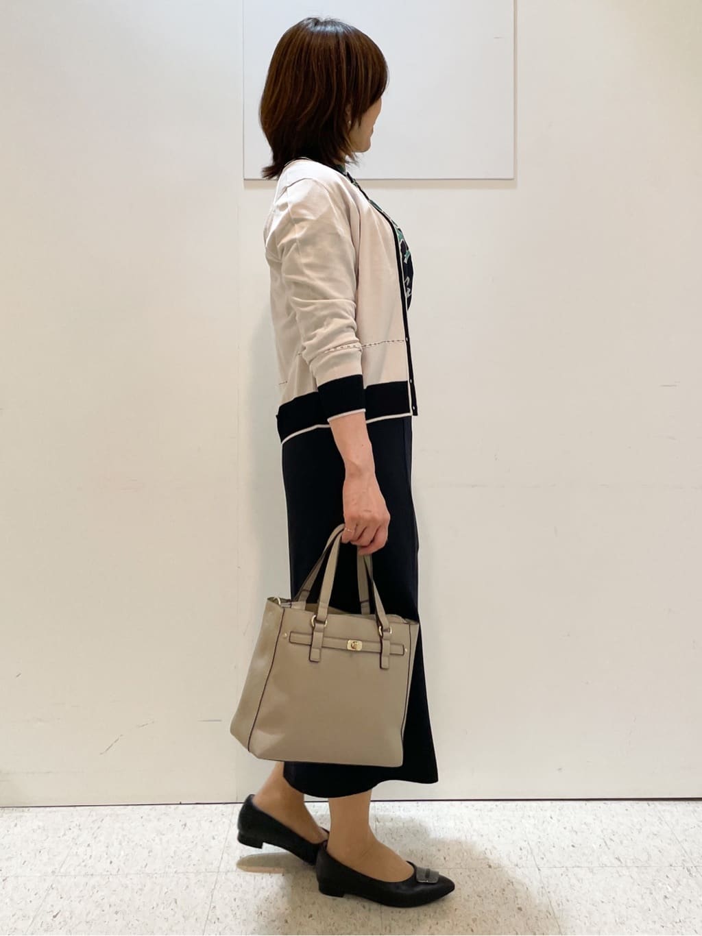 めいさんの「Reflect｜【WEB先行カラーあり／手洗い可／アンサンブル可】バイカラーカーディガン」を使ったコーディネート