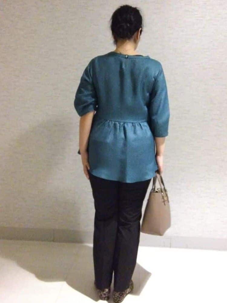sakoさんの「Reflect｜【すっきり見え！長め丈】ペプラムデザインシアーブラウス」を使ったコーディネート