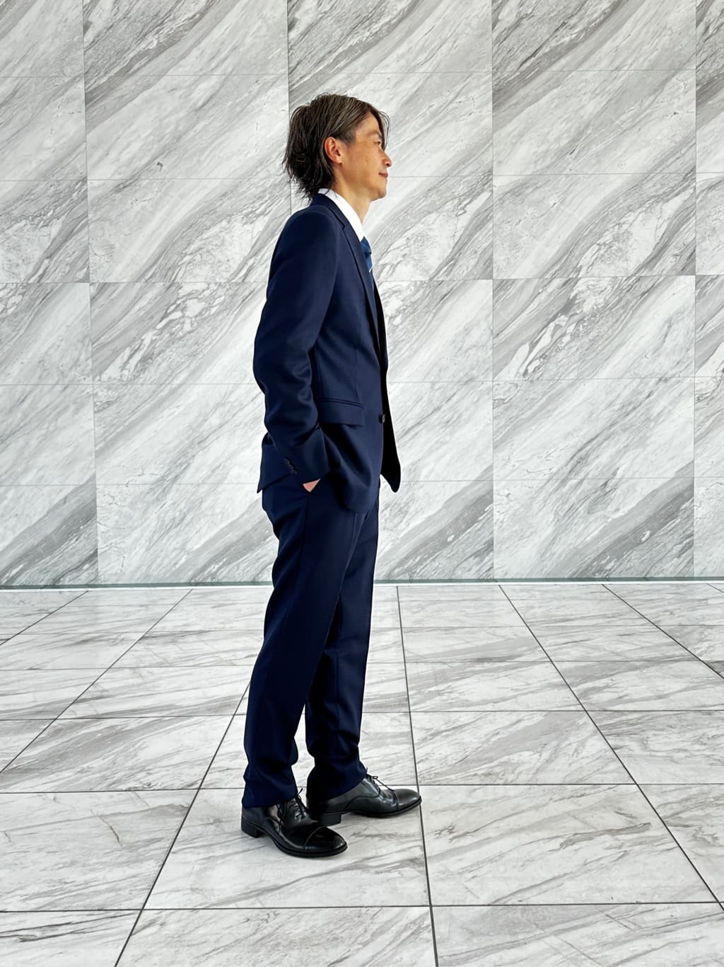 Shintaroさんの「TAKEO KIKUCHI｜ストレッチ ワイドカラー シャツ」を使ったコーディネート
