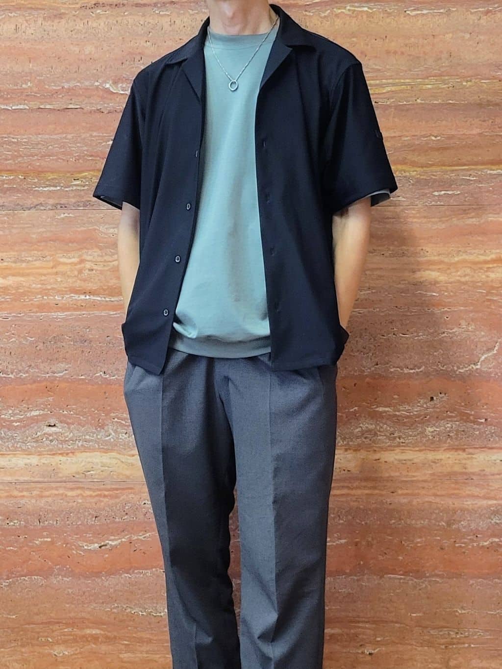 piroyaさんの「TAKEO KIKUCHI｜【COOL CITY WEAR】エアートール オープンカラーシャツ /接触冷感・通気性」を使ったコーディネート