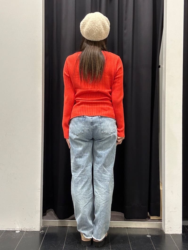 もさんの「THE SHOP TK｜【アンチピリング/静電気防止/洗える】ヘンリーレイヤードニット」を使ったコーディネート