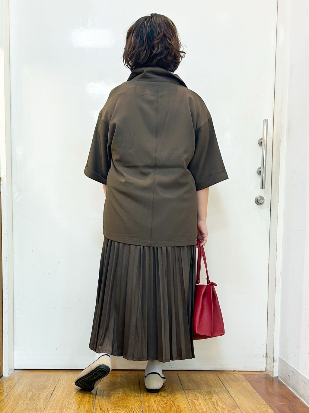 haruさんの「SHOO･LA･RUE｜【セットアップ可/洗濯後しわになりにくい】5分袖テーラードジャケット」を使ったコーディネート