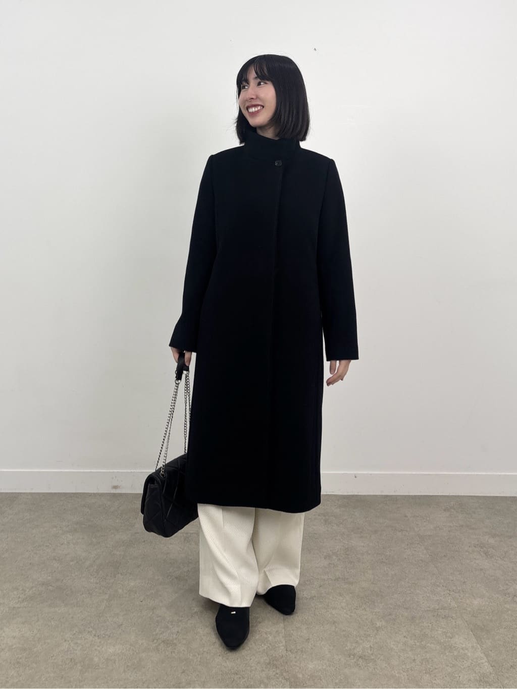 Yoshimiさんの「INDIVI｜【褒められパンツ/ウール調素材】ラメ混ワイドパンツ」を使ったコーディネート