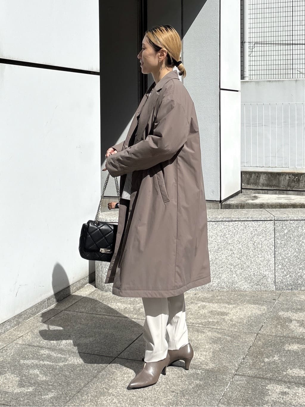 kotakiさんの「INDIVI｜【超軽量／蓄熱】ライトパフチェスターコート」を使ったコーディネート