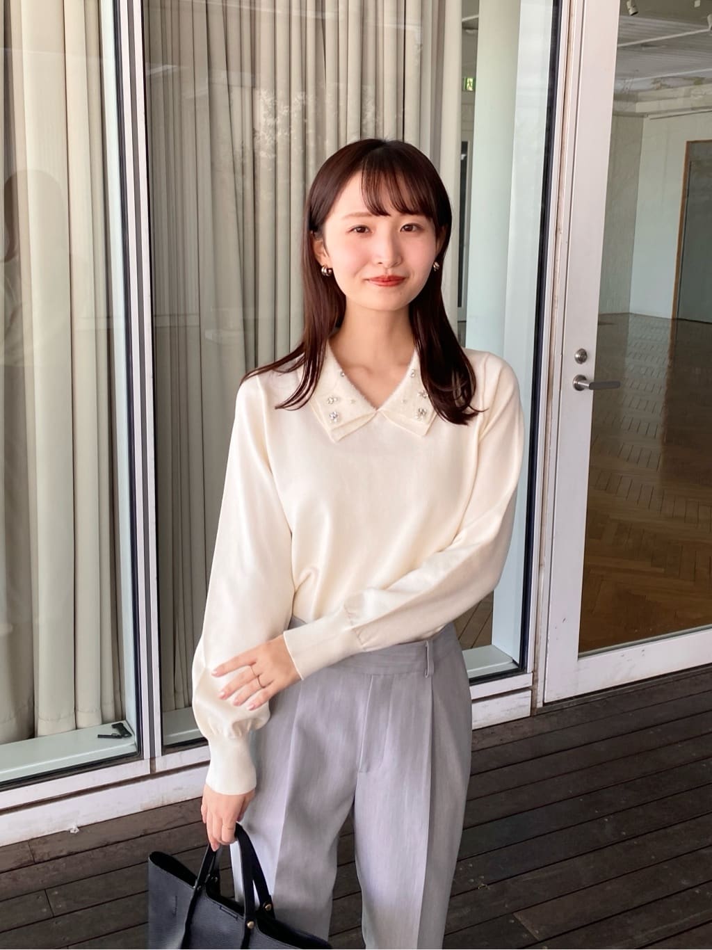 みさかさんの「index｜《丈が選べる》ストレッチテーパードパンツ／セットアップ対応【洗濯機OK／防シワ】」を使ったコーディネート