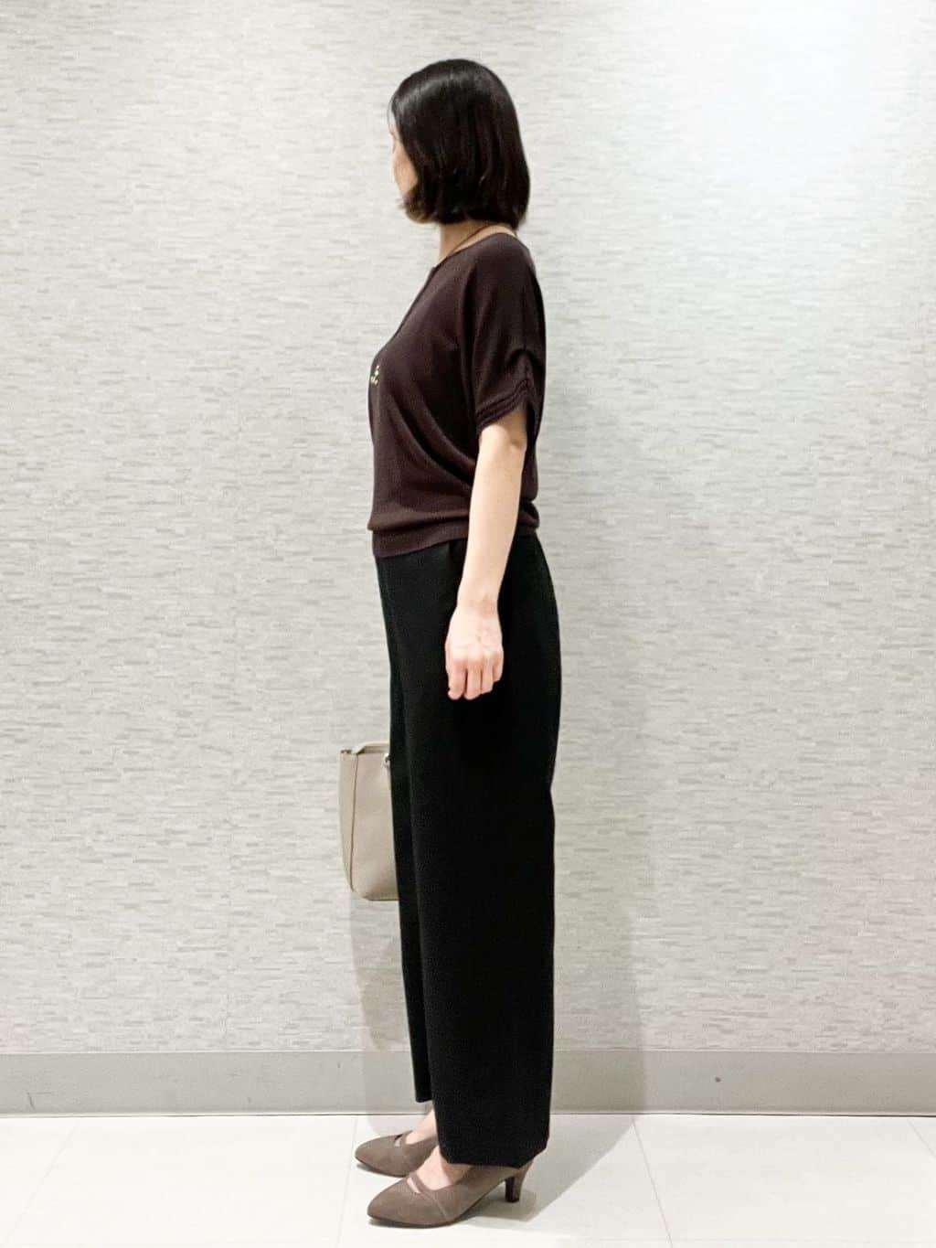 marikoさんの「Reflect｜【選べる7色◎／手洗い可／二の腕カバー】半袖ニット」を使ったコーディネート