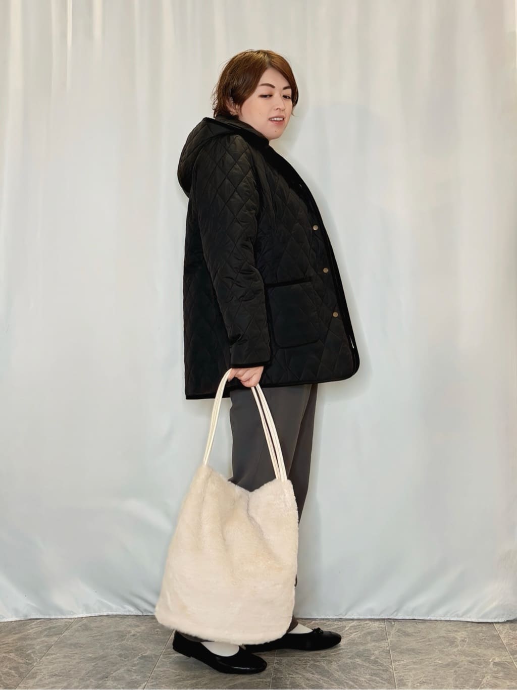 たみさんの「SHOO･LA･RUE｜【S-LL】気になる腰回りをカバー レイヤード風ドッキングトップス」を使ったコーディネート