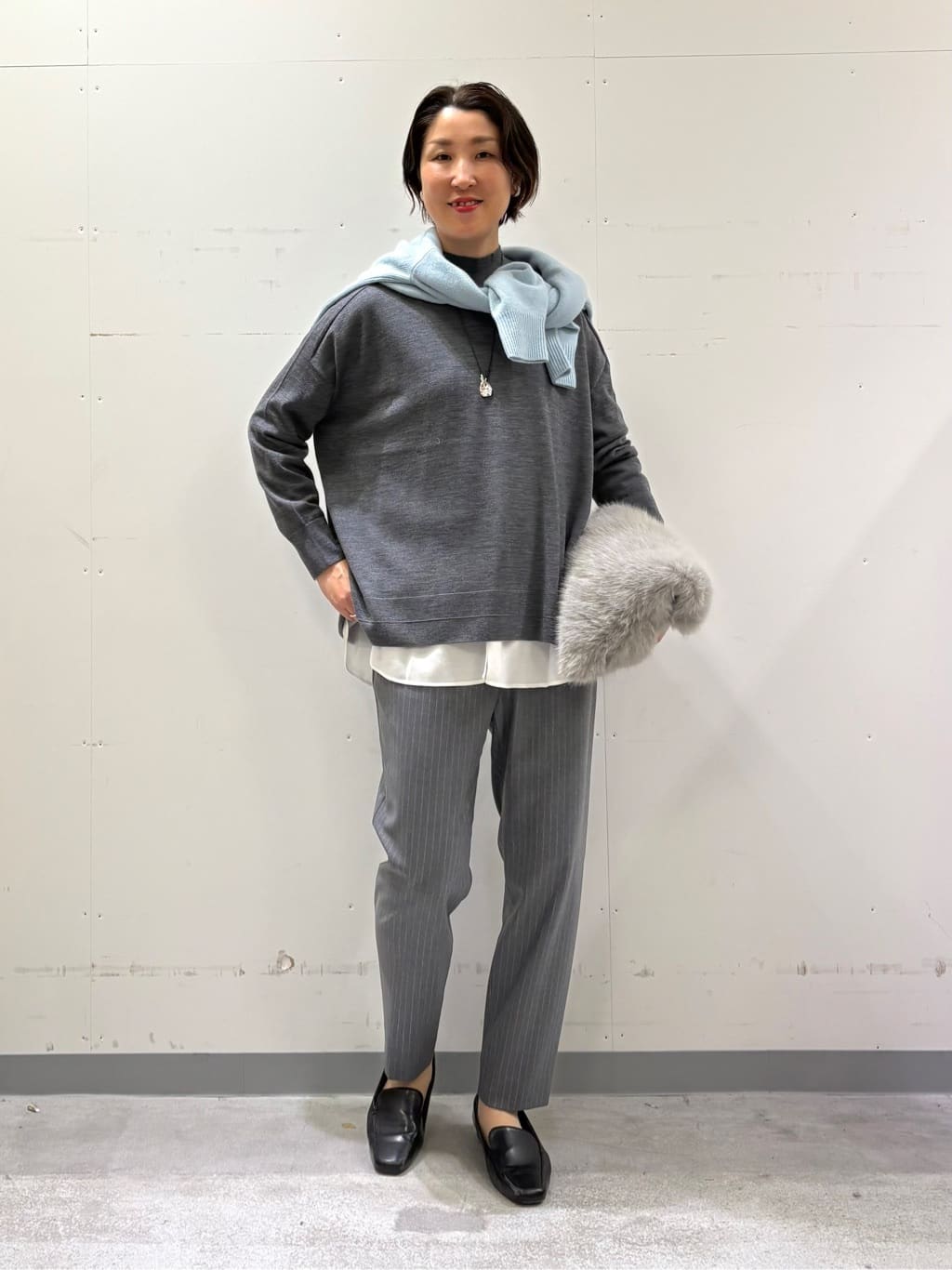 yuriさんの「INDIVI｜【洗える／毛玉になりにくい】エクストラファインウール ハイネックニット」を使ったコーディネート