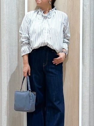 naoさんの「grove｜フリルカラーリボンブラウス」を使ったコーディネート