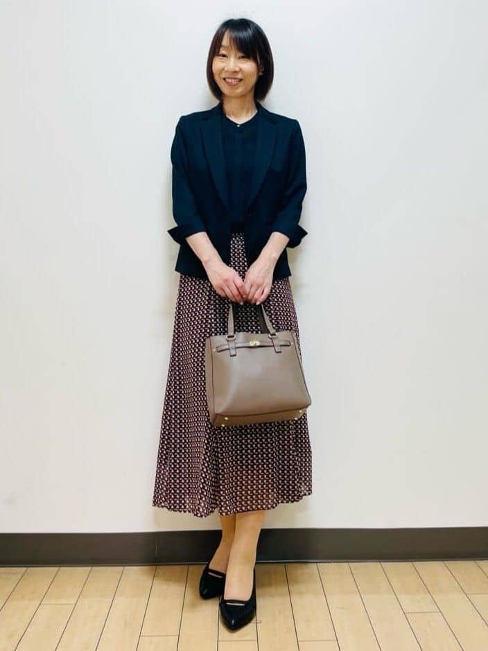 Riiさんの「Reflect｜【インナーに◎／すっきり見え！長め丈】タックデティールブラウス」を使ったコーディネート