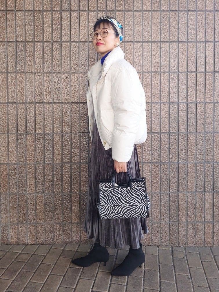 MUTSUKOさんの「UNTITLED｜【トレンド/撥水機能/防寒】ショートダウンコート」を使ったコーディネート