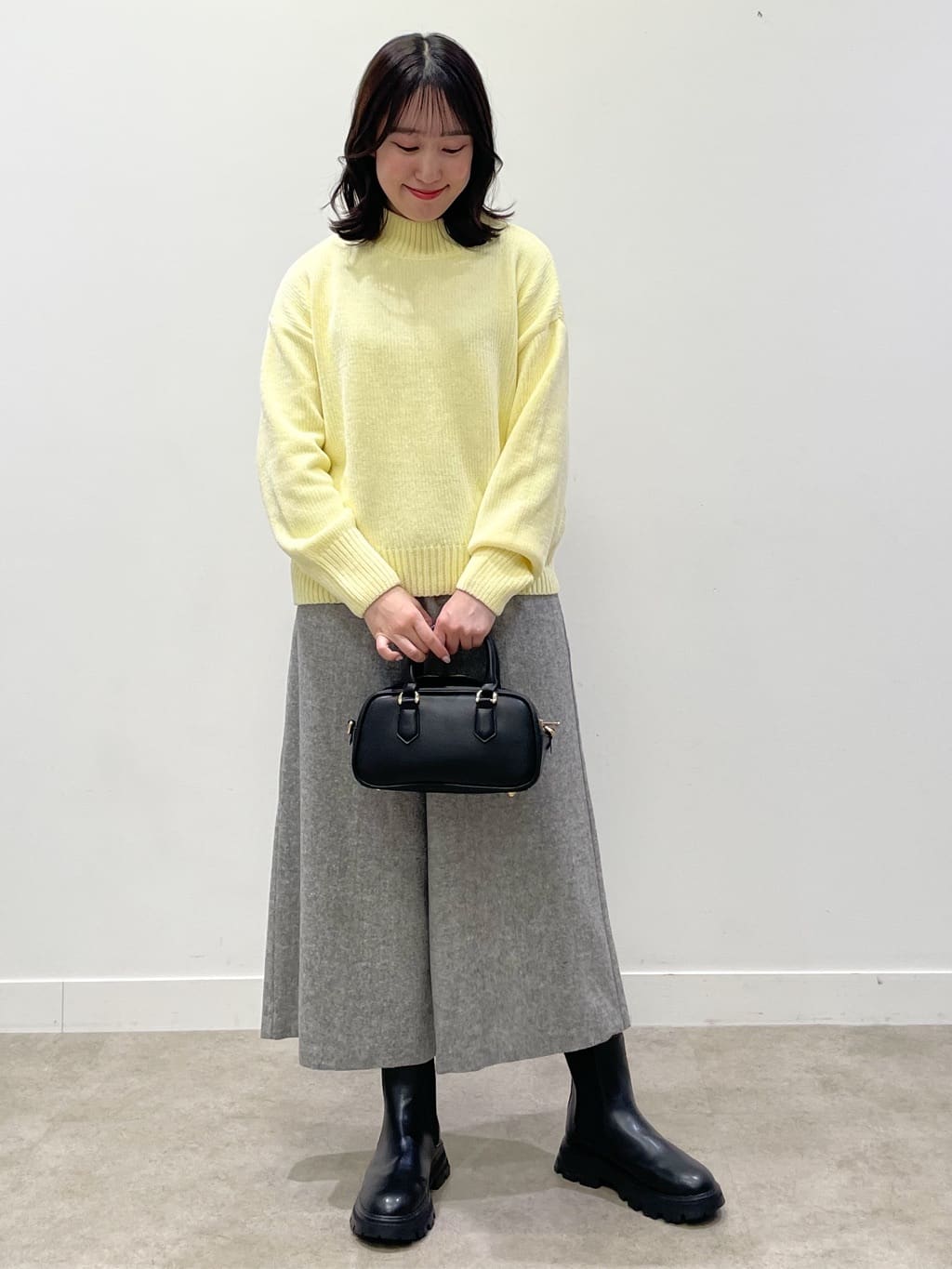 yukariさんの「Dessin｜【洗える】ハイネックベロアモールニット」を使ったコーディネート