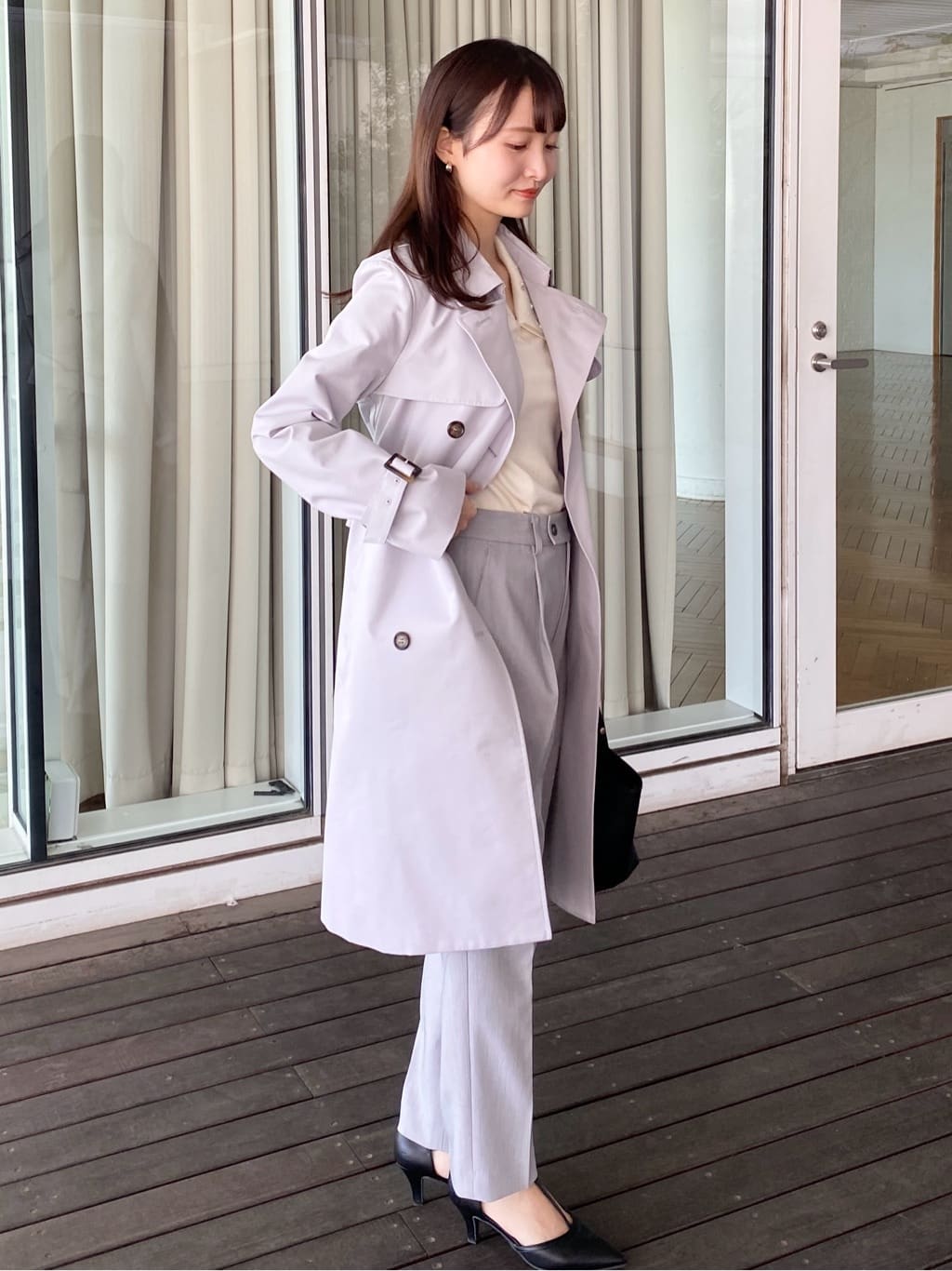 みさかさんの「index｜撥水トレンチコート【洗濯機OK／花粉対応】《XS～3L》」を使ったコーディネート