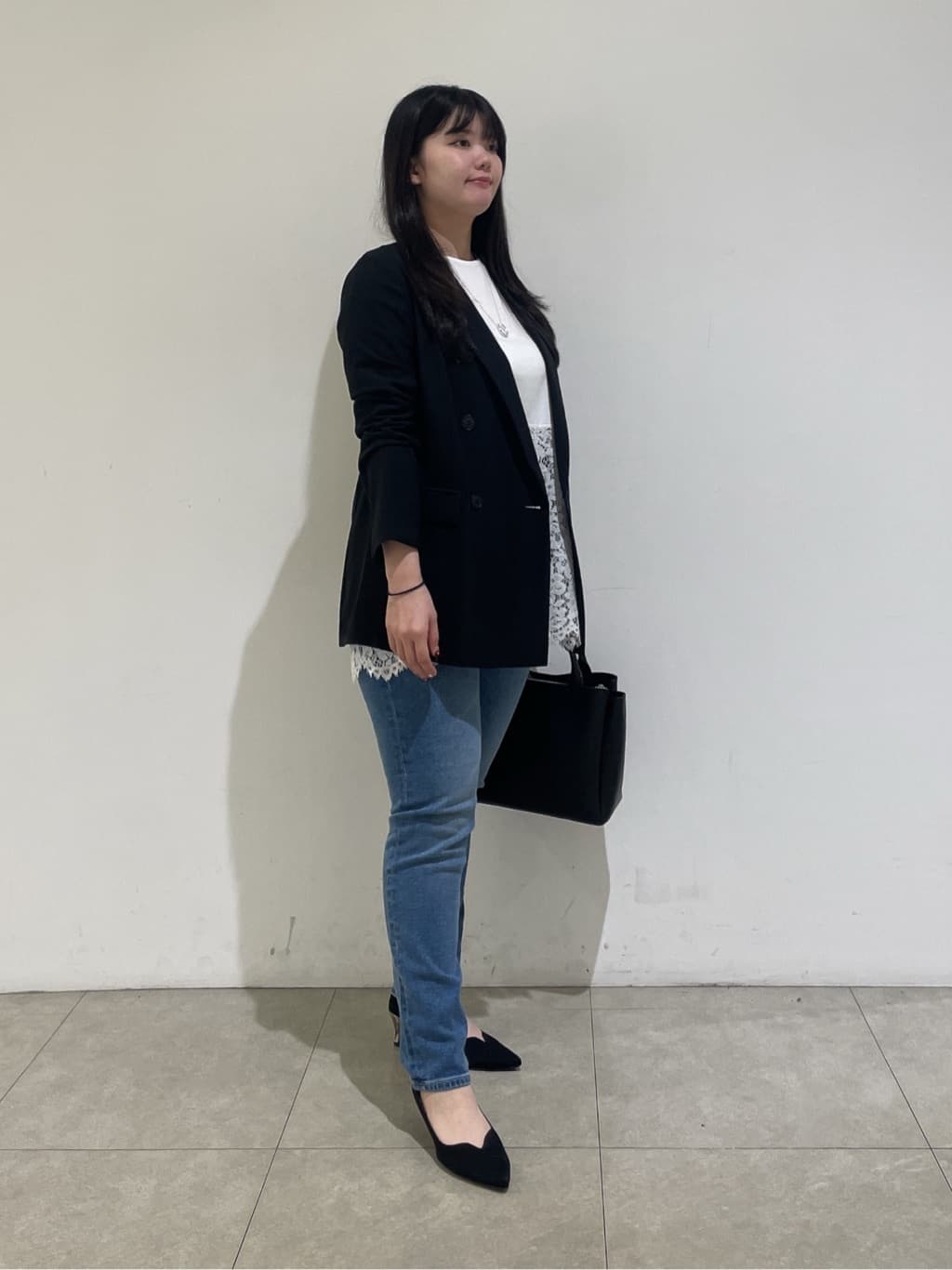 emikaさんの「INDIVI｜【軽く羽織れる！】ダブルジャケット」を使ったコーディネート