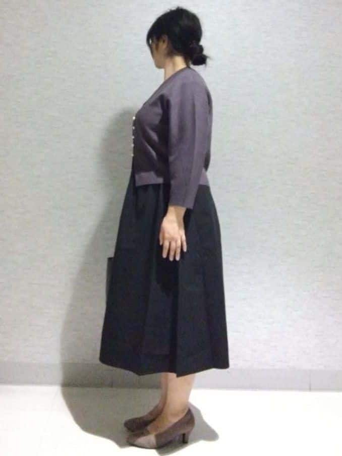 sakoさんの「Reflect｜【軽い羽織に◎／セットアップ可】パール調ボタン付きカーディガン」を使ったコーディネート