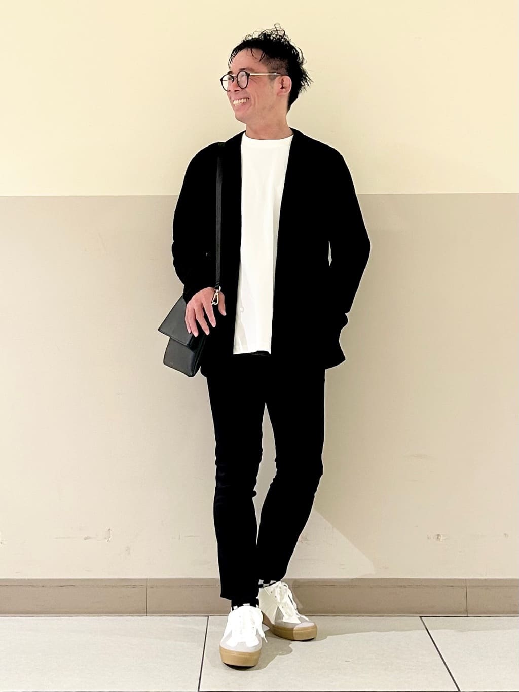 KENJI Iさんの「THE SHOP TK｜【セットでお買い得！！】長袖カーディガン＋半袖Tシャツ　洗濯機OK/吸水速乾(Tシャツのみ)」を使ったコーディネート