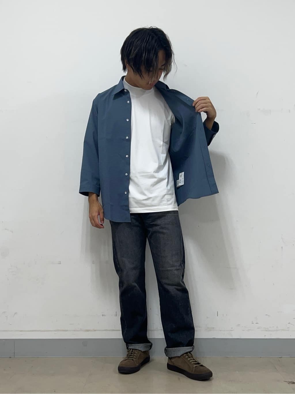 Hiroさんの「TAKEO KIKUCHI｜【COOL CITY WEAR】DotAir（R）サッカー シャツ」を使ったコーディネート