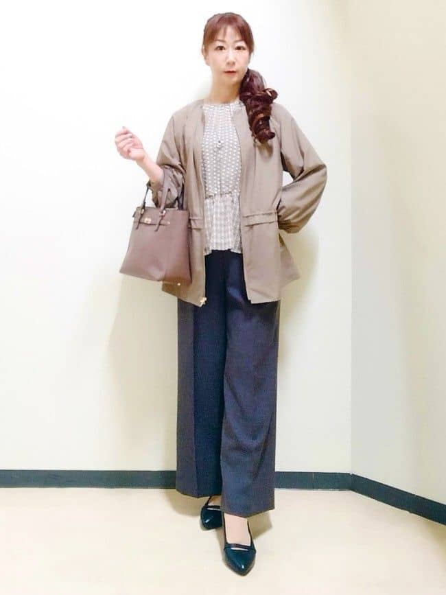 花さんの「Reflect｜【パンツにもスカートにも合わせやすい◎】ライティブルゾン」を使ったコーディネート