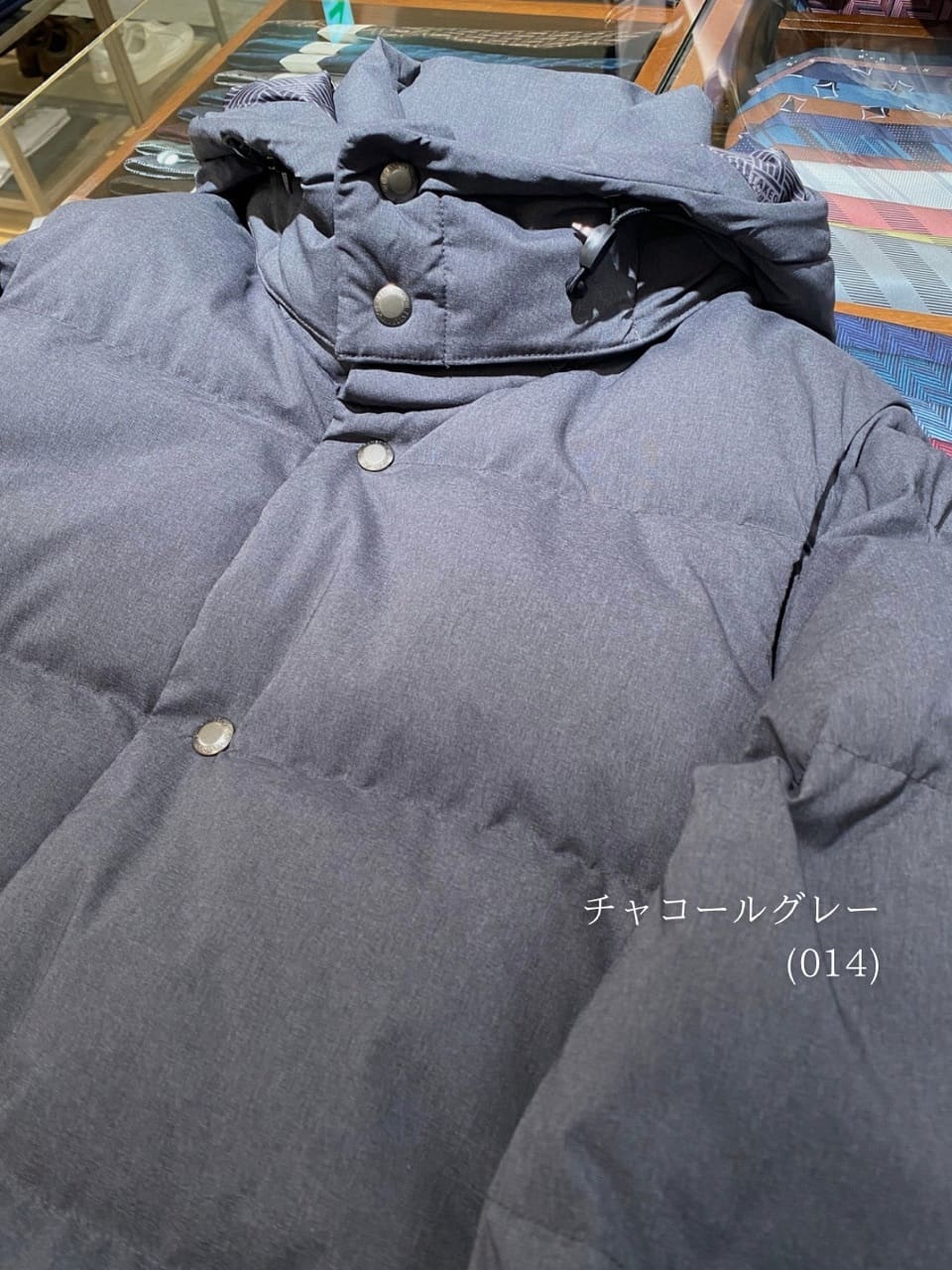 小南大和さんの「TAKEO KIKUCHI｜【袖取り外し可】デタッチャブル ダウンブルゾン」を使ったコーディネート