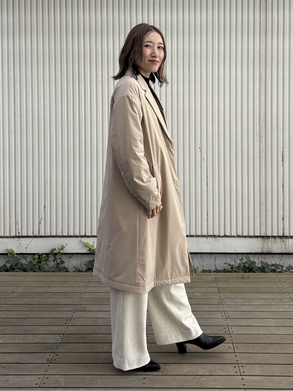 kotakiさんの「INDIVI｜【冬ニット人気NO．1！／カシミヤ混】ミドルゲージハイネックニット」を使ったコーディネート