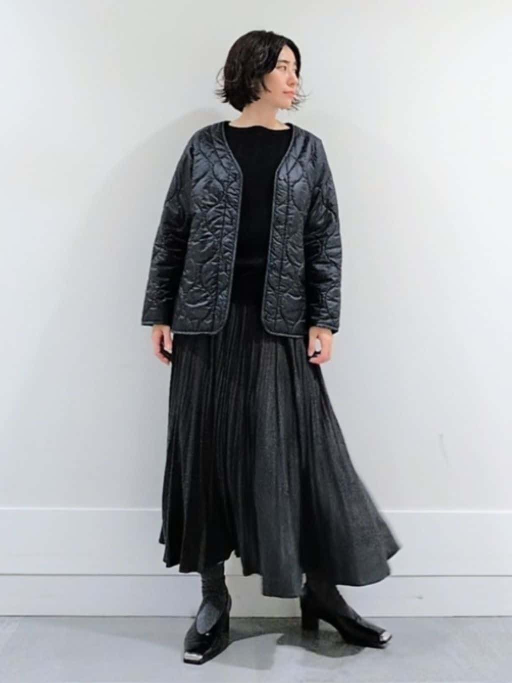 ミズタさんの「UNTITLED｜【アンサンブル可/洗える】シルクウールカシミヤ ドルマンスリーブニット」を使ったコーディネート