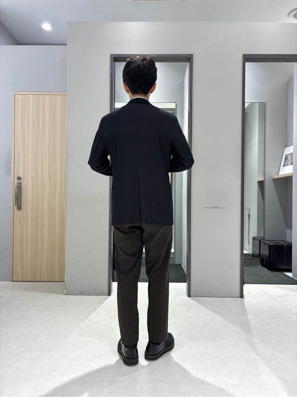わいずみさんの「TAKEO KIKUCHI｜【360&deg;ストレッチ／セットアップ対応】None Of Stress ジャケット」を使ったコーディネート