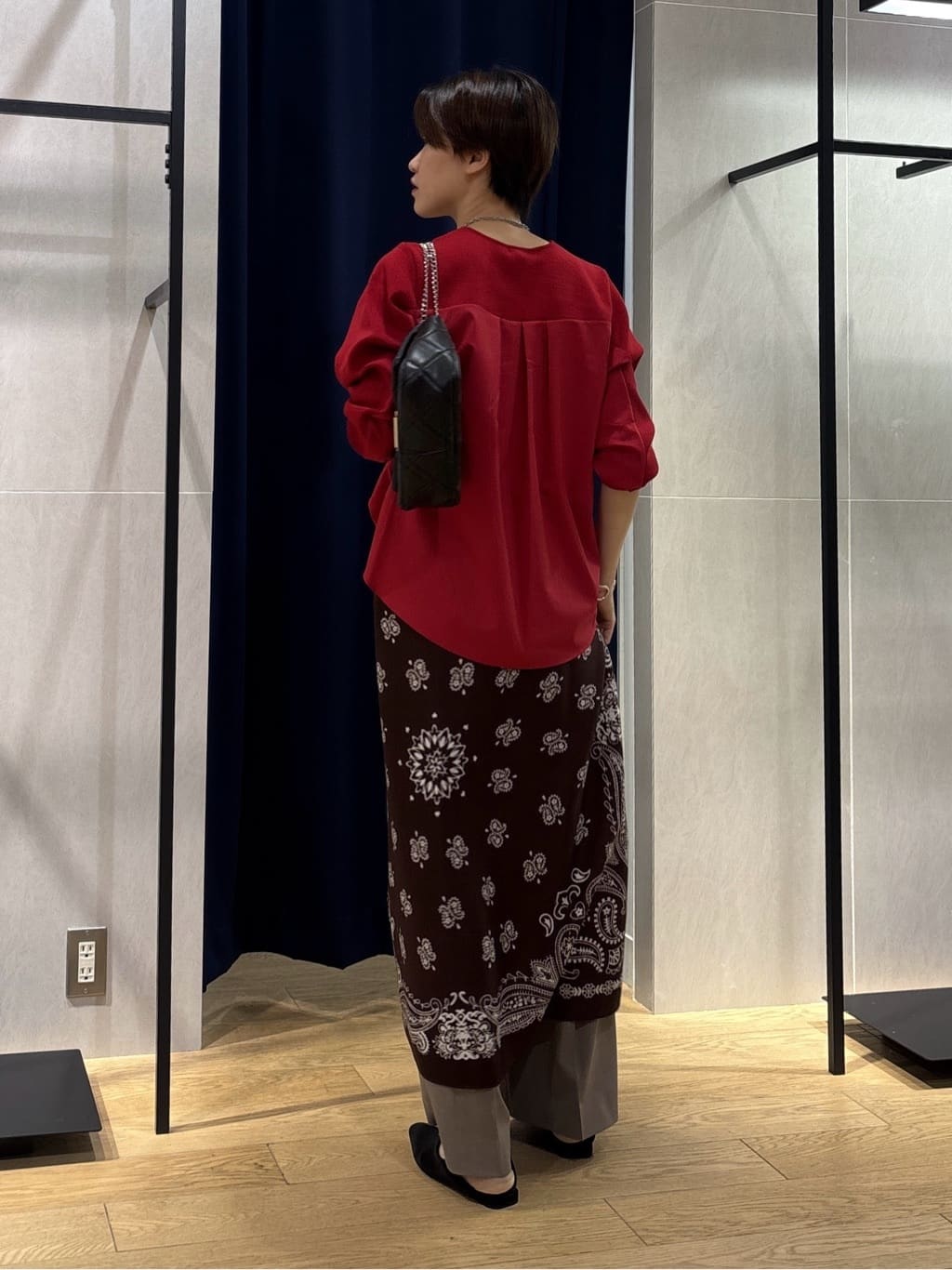 kanaeさんの「INDIVI｜【洗える／選べる8色】トーンアップニット」を使ったコーディネート