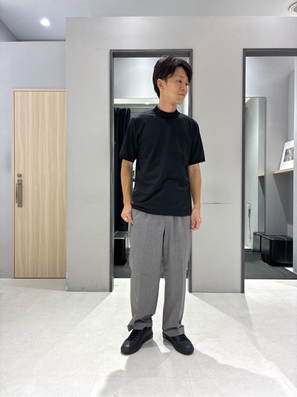 わいずみさんの「TAKEO KIKUCHI｜【360&deg;ストレッチ／セットアップ対応】None Of Stress ジャケット」を使ったコーディネート