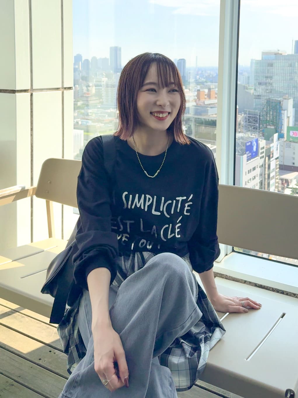 𝐜𝐡𝐢𝐤𝐚さんの「SHOO･LA･RUE｜グラフィックアソート BIGロンT」を使ったコーディネート