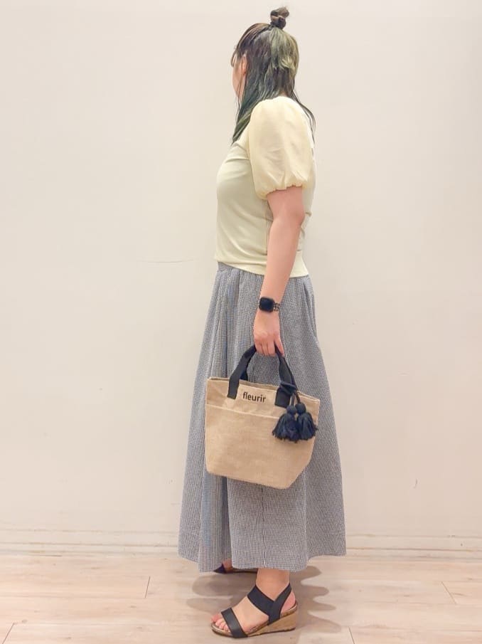 naoさんの「SHOO･LA･RUE｜◆【高レビュー/累計販売35万足突破】片手ではけるサンダル シューダル 25SS」を使ったコーディネート