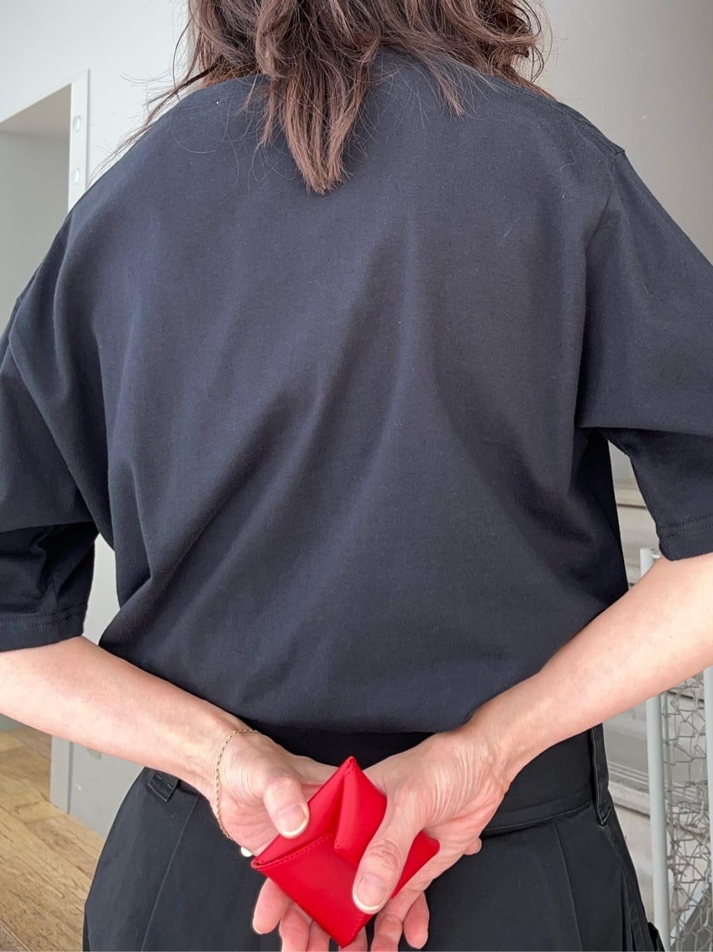 神野（jinno）さんの「TAKEO KIKUCHI｜スクエアコインケース」を使ったコーディネート