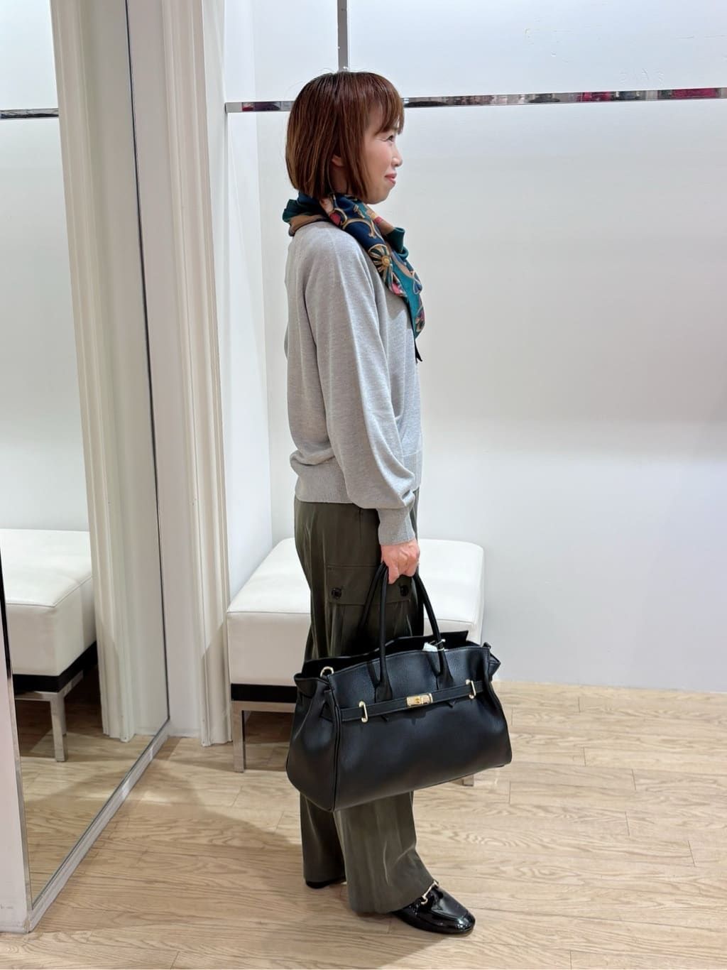 Satoさんの「UNTITLED｜【大人きれいめ/ストレート/ワイド】キュプラカーゴパンツ」を使ったコーディネート