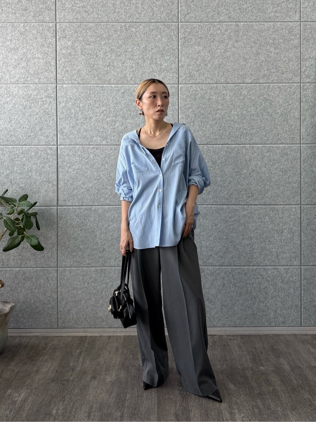 kotakiさんの「INDIVI｜Timeless｜モードスラックス」を使ったコーディネート