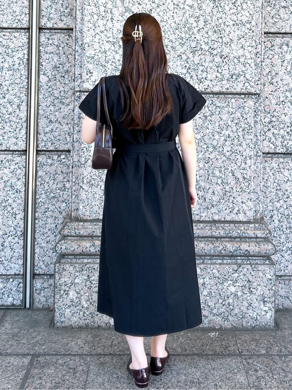 sayaさんの「OPAQUE.CLIP｜ダブルポケットシャツワンピース【洗濯機洗い可】」を使ったコーディネート