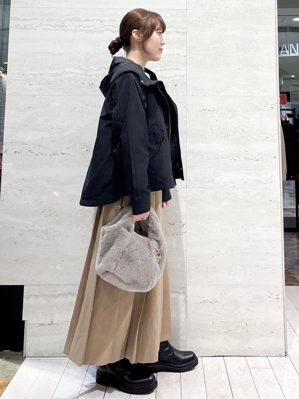 かほさんの「OPAQUE.CLIP｜【生活防水】厚底タンクソールストレッチブーツ」を使ったコーディネート