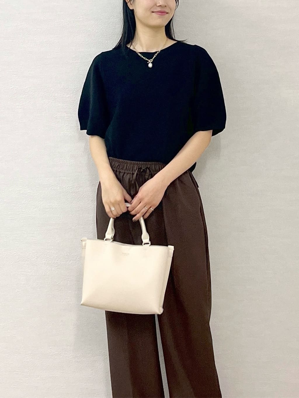 sachikoさんの「OPAQUE.CLIP｜ガーターボリュームスリーブニット【UVケア／洗濯機洗い可】」を使ったコーディネート