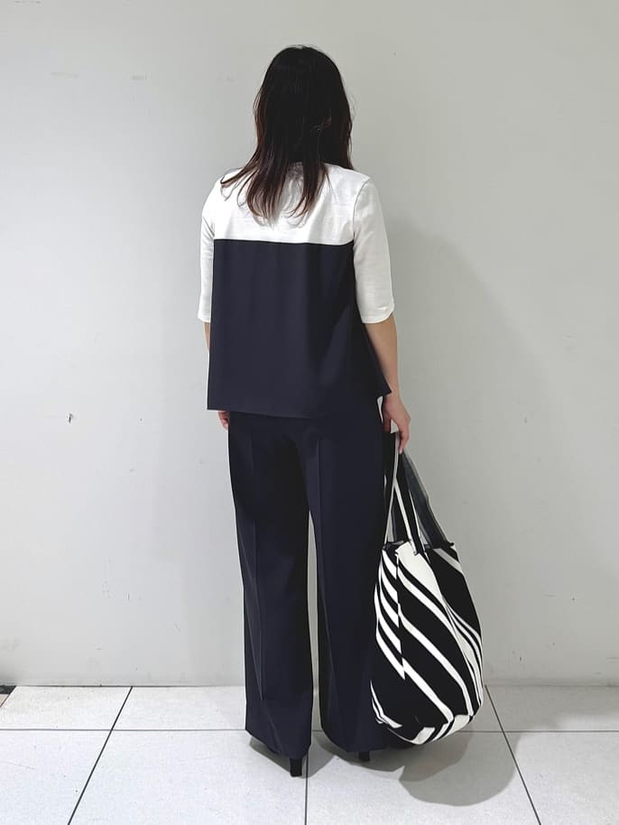 そんさんの「INDIVI｜【セットアップ可能】ビスチェレイヤード風トップス」を使ったコーディネート