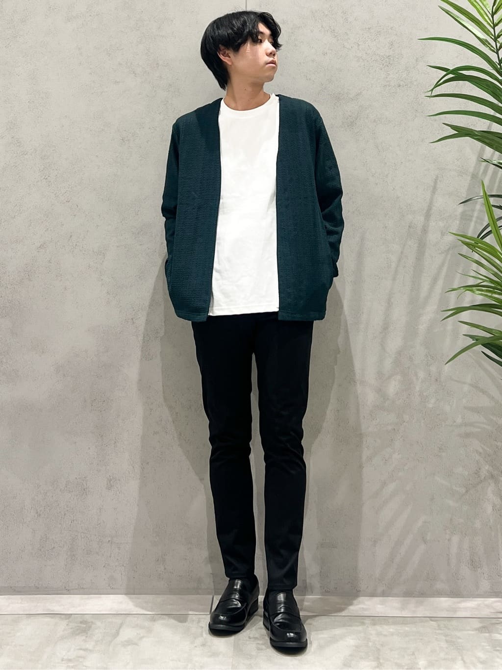 SHI-MAさんの「THE SHOP TK｜【セットでお買い得！！】長袖カーディガン＋半袖Tシャツ　洗濯機OK/吸水速乾(Tシャツのみ)」を使ったコーディネート