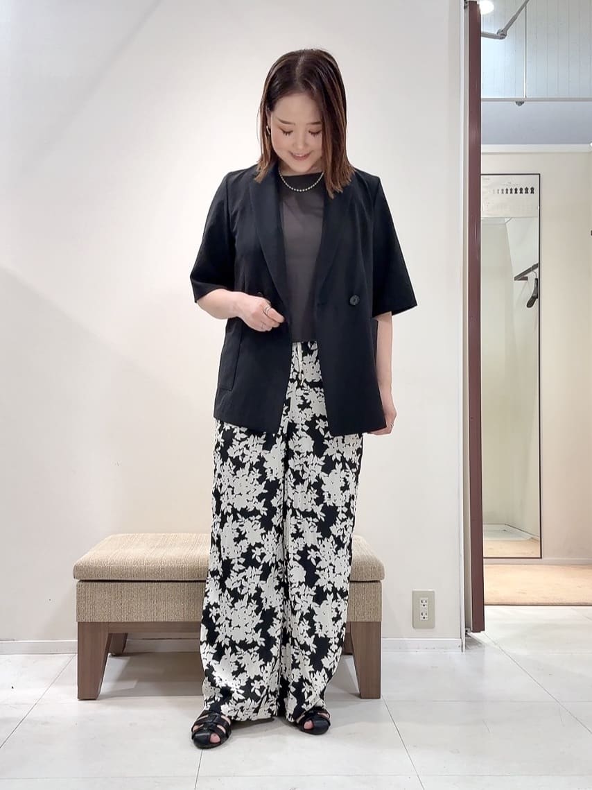 YUIさんの「UNTITLED｜【吸水速乾/洗える】ハーフスリーブジャケット」を使ったコーディネート