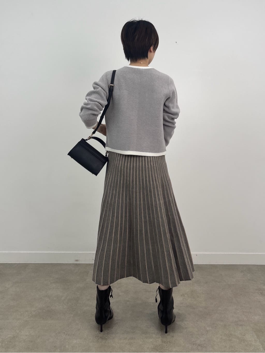 kanaeさんの「INDIVI｜【名品／撥水／抗菌防臭】ショート丈リサイクルダウンコート」を使ったコーディネート