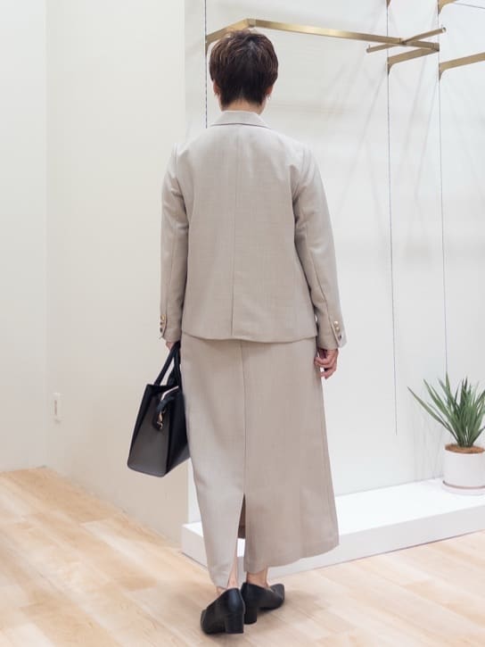 シュウコさんの「grove｜【カセット服】ダブルブレストテーラードジャケット」を使ったコーディネート